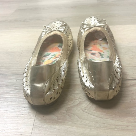 Vionic Ballet Flats Spark Surin Gold Leather Metallic Slip On Sz 11 Perforated - Picture 6 of 12